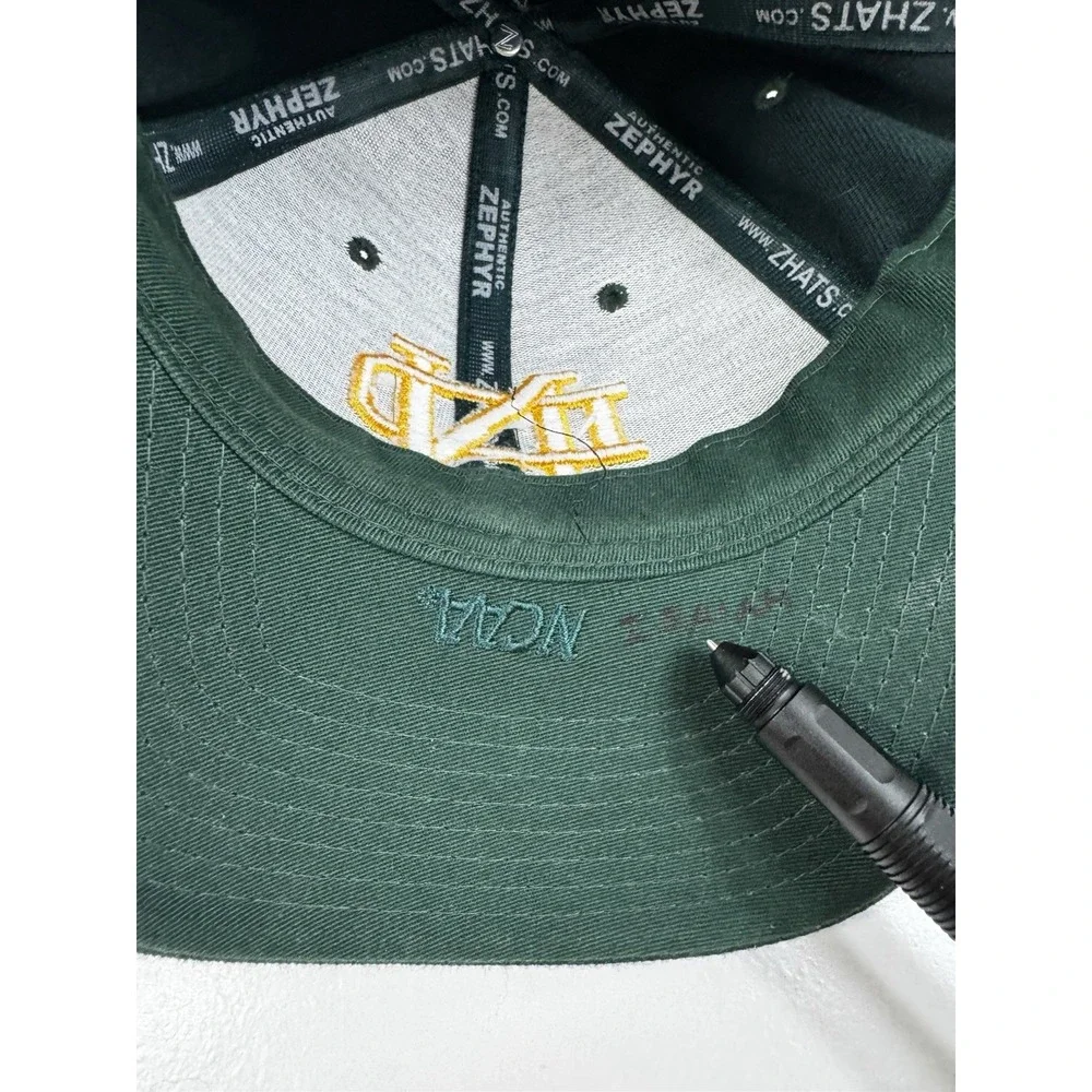 Notre Dame Fighting Irish Embroider Logo Fitted Black Zephyr Hat Cap Navy Size 7